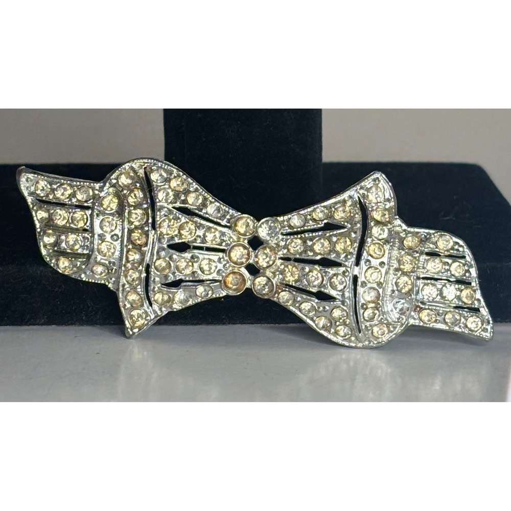 1930s Art Deco Bow Brooch Double Stamped VOC Rhinestone Pot Metal Silver Tone